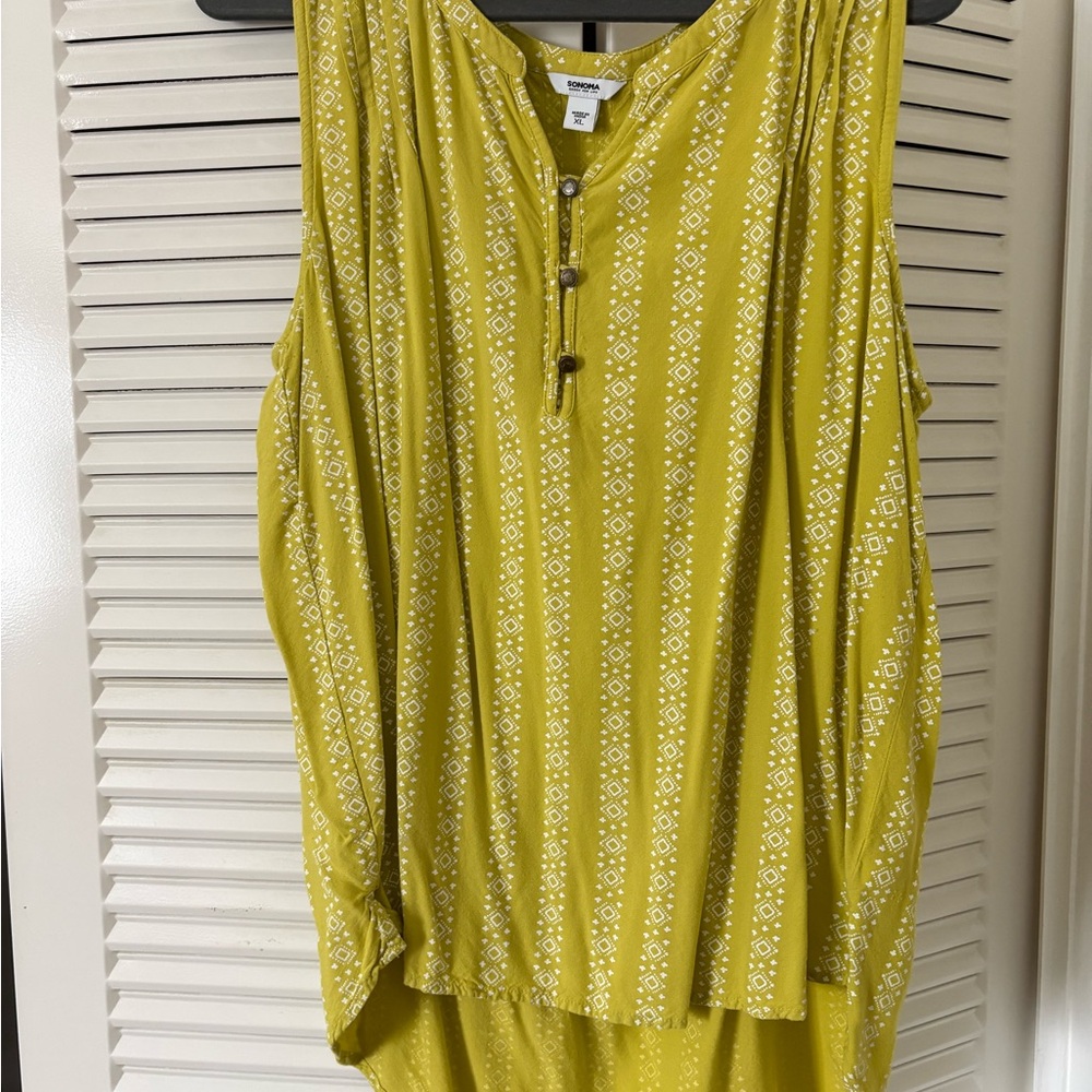 Time and Tru Mustard Patterned Sleeveless Blouse